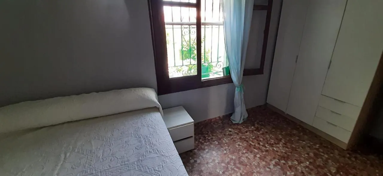 Blue Sky Apartment Malaga Homestay