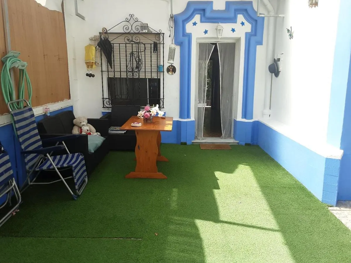 Blue Sky Apartment Malaga Homestay